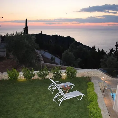 Thetis With Private Pool Where The Sunsets Fade Away Áyios Nikítas