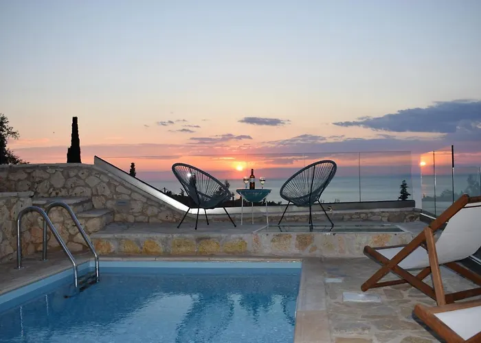 Thetis With Private Pool Where The Sunsets Fade Away * Agios Nikitas