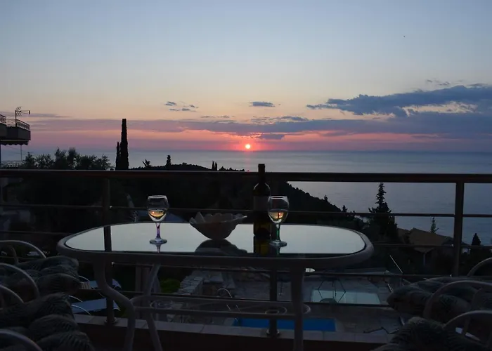 Villa Thetis With Private Pool Where The Sunsets Fade Away Agios Nikitas