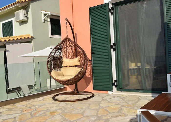 Thetis With Private Pool Where The Sunsets Fade Away